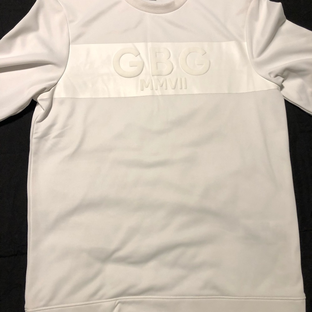 GBG very white sweater